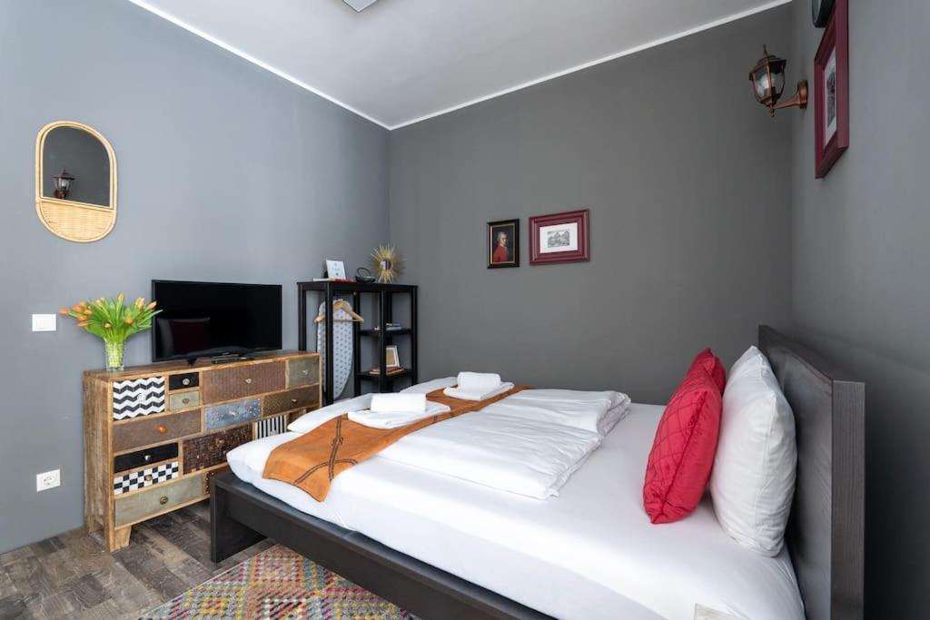 Chic Studio By City Center By Hm Vienne Extérieur photo